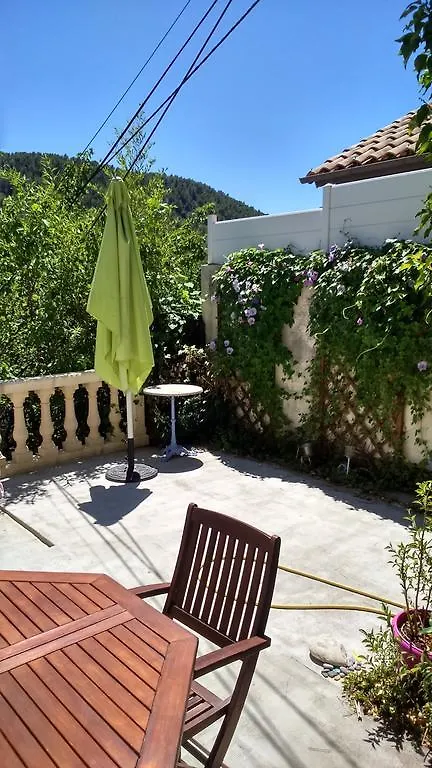 Villa In マルセイユ 0*,